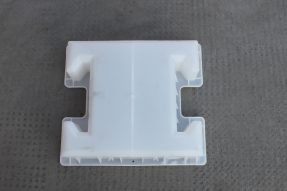 塑料連鎖磚模具的重量是決定它質(zhì)量好壞的主要因素嗎？